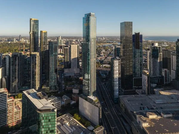 QUEEN BRIDGE-BIỂU TƯỢNG SỐNG MỚI TẠI MELBOURNE CBD