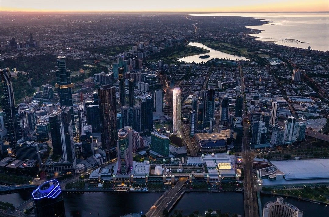 QUEEN BRIDGE-BIỂU TƯỢNG SỐNG MỚI TẠI MELBOURNE CBD