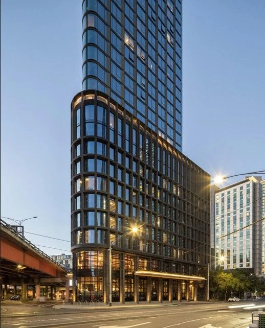 QUEEN BRIDGE-BIỂU TƯỢNG SỐNG MỚI TẠI MELBOURNE CBD