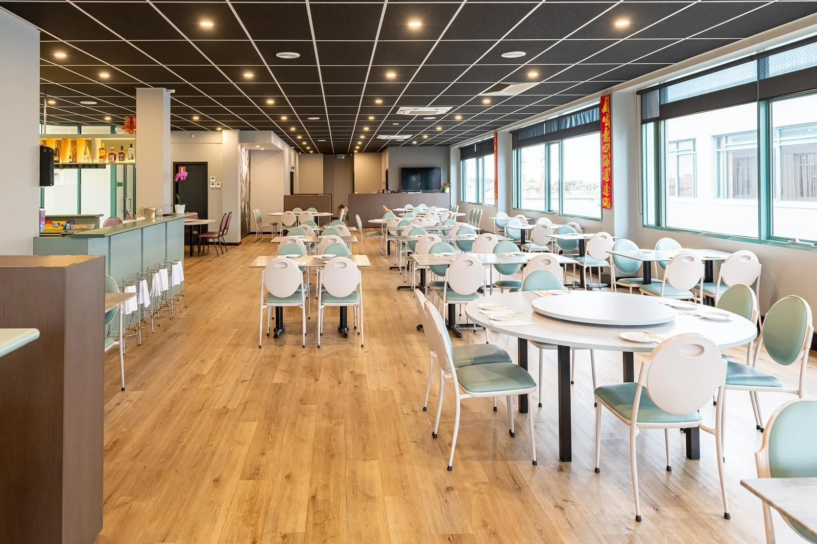 BÁN NHÀ HÀNG TRUNG HOA LỢI NHUẬN CAO - MOORABBIN