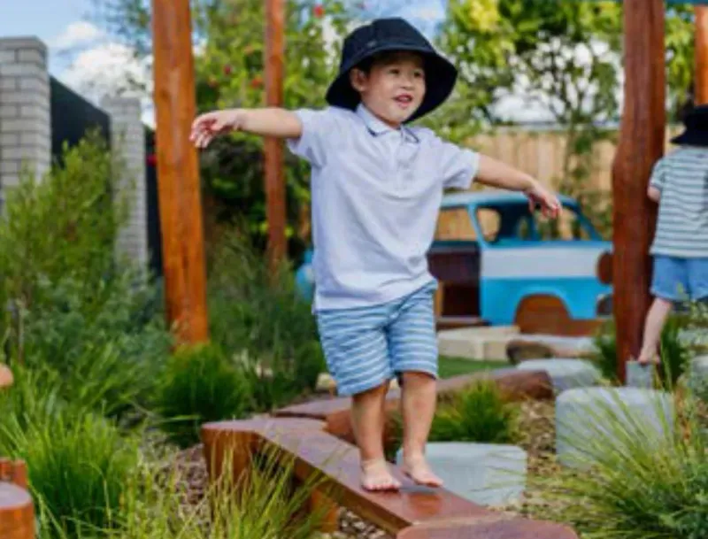 Melbourne Square - 37